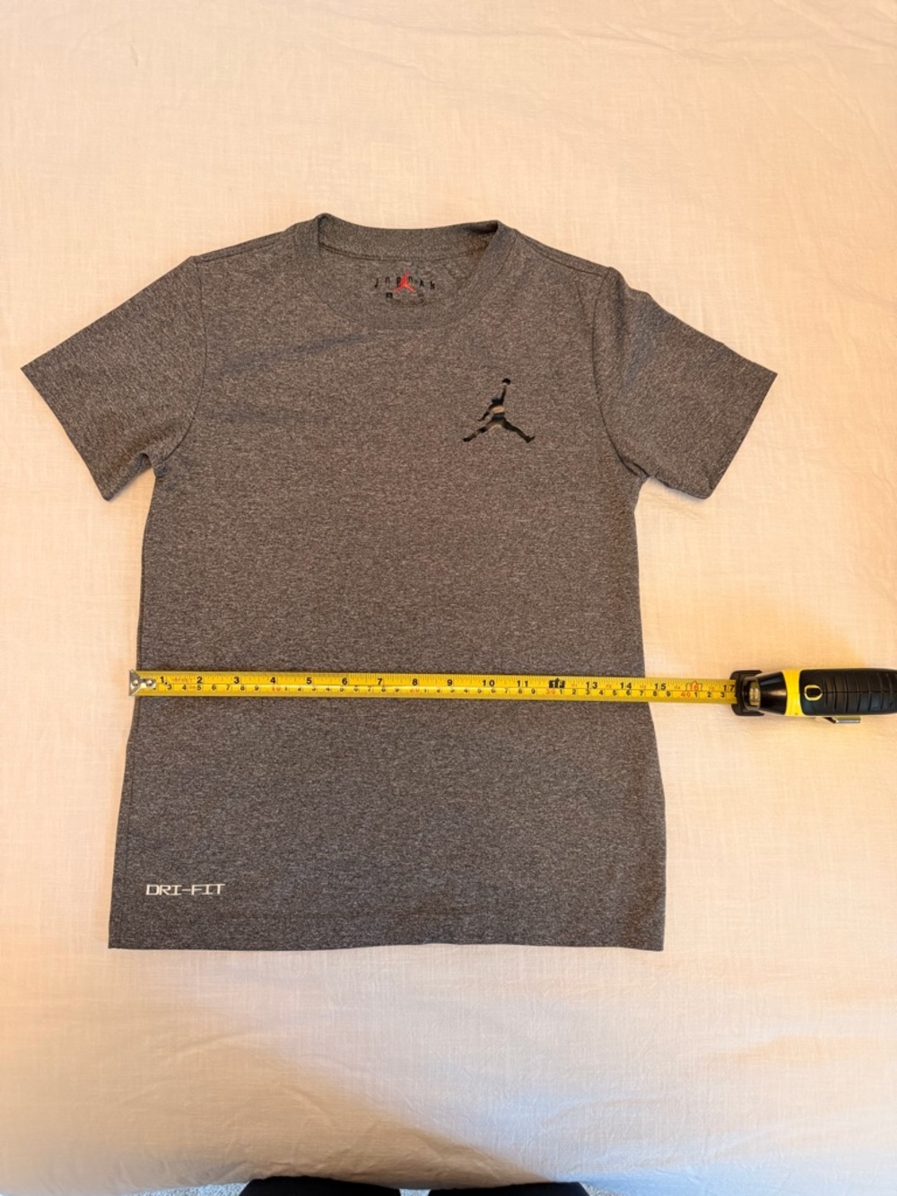 Jordan Dri-FIT Gray Short Sleeve Tee Size Kids S (8-10) - Picture 5 of 5